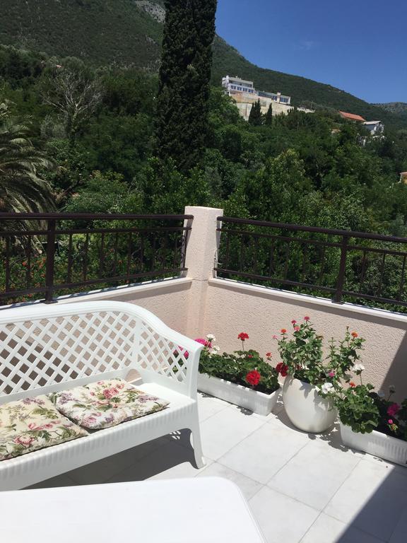 Villa Alla Bed And Breakfast Herceg Novi Zewnętrze zdjęcie