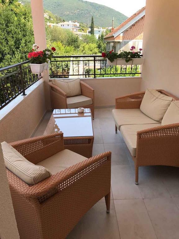Villa Alla Bed And Breakfast Herceg Novi Zewnętrze zdjęcie