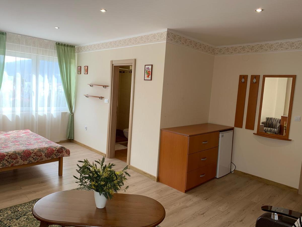 Villa Alla Bed And Breakfast Herceg Novi Zewnętrze zdjęcie